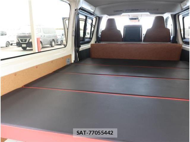 Toyota HIACE VAN 2024-04 7880098-18