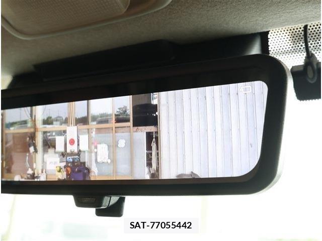 Toyota HIACE VAN 2024-04 7880098-4