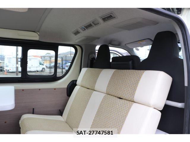 Toyota HIACE VAN 2021-05 7903534-9