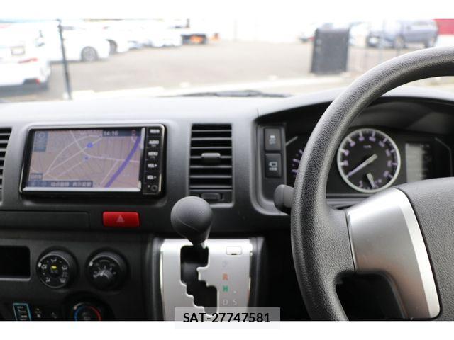 Toyota HIACE VAN 2021-05 7903534-3