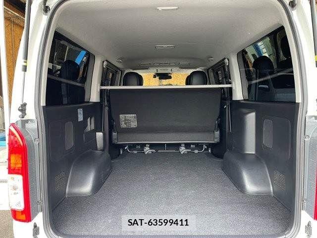 Toyota HIACE VAN 2018-07 7903535-11