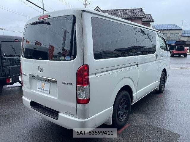 Toyota HIACE VAN 2018-07 7903535-19