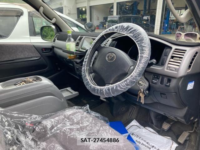 Toyota HIACE VAN 2004-12 7903538-17
