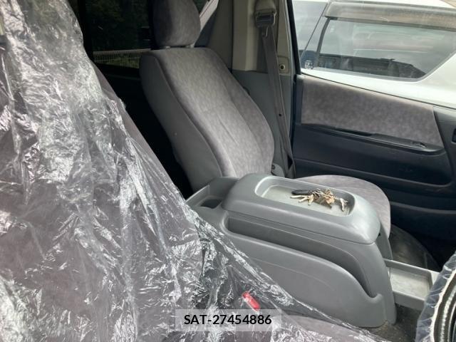 Toyota HIACE VAN 2004-12 7903538-18