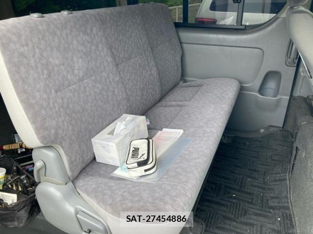 Toyota HIACE VAN 2004-12 7903538-19