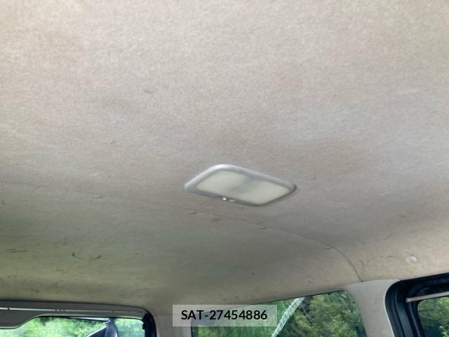 Toyota HIACE VAN 2004-12 7903538-20