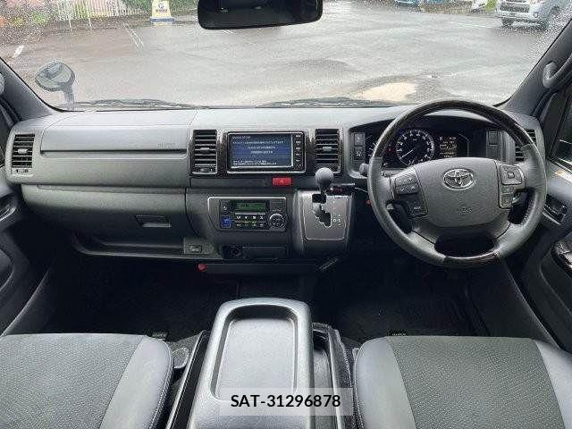 Toyota HIACE VAN 2020-10 7903536-2
