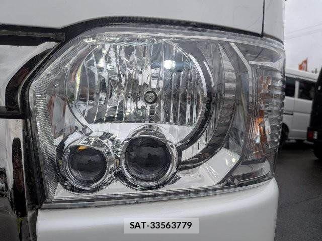 Toyota HIACE VAN 2020-12 7903533-23