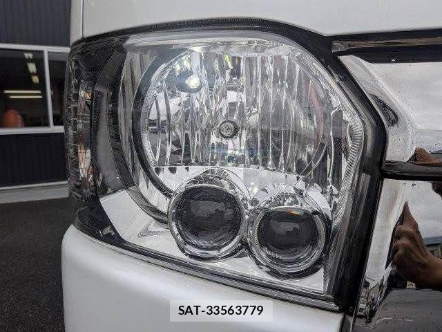 Toyota HIACE VAN 2020-12 7903533-24
