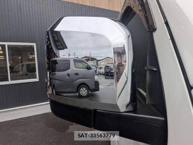 Toyota HIACE VAN 2020-12 7903533-28