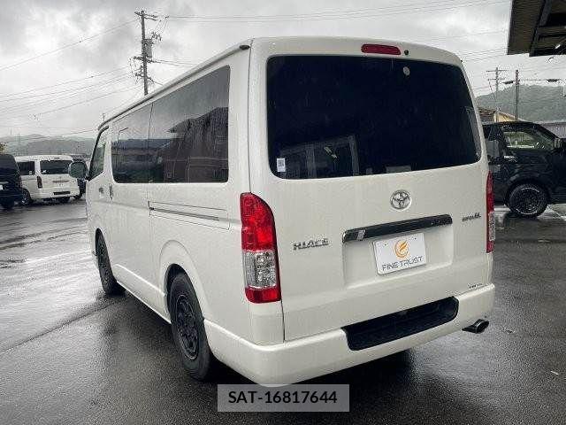Toyota HIACE VAN 2019-12 7964161-14