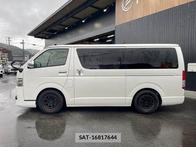 Toyota HIACE VAN 2019-12 7964161-15