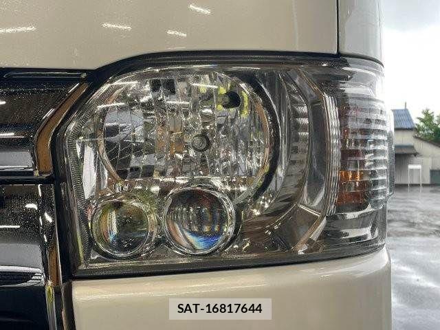 Toyota HIACE VAN 2019-12 7964161-16