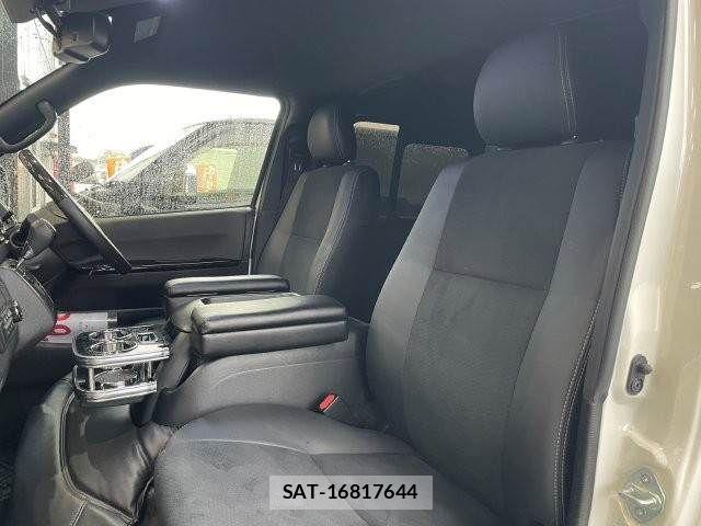 Toyota HIACE VAN 2019-12 7964161-28