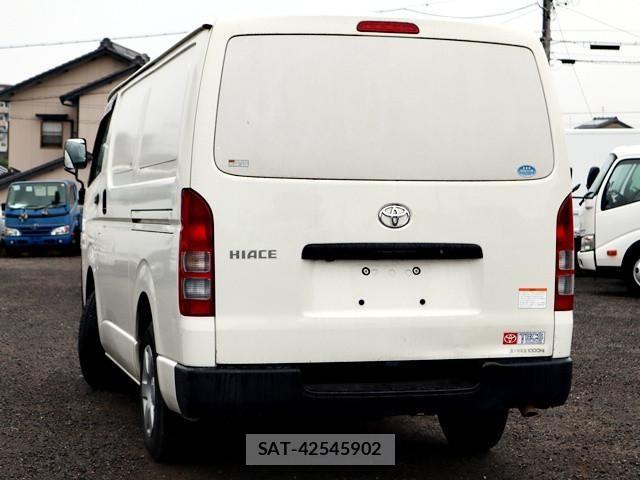 Toyota HIACE VAN 2017-07 7964163-1