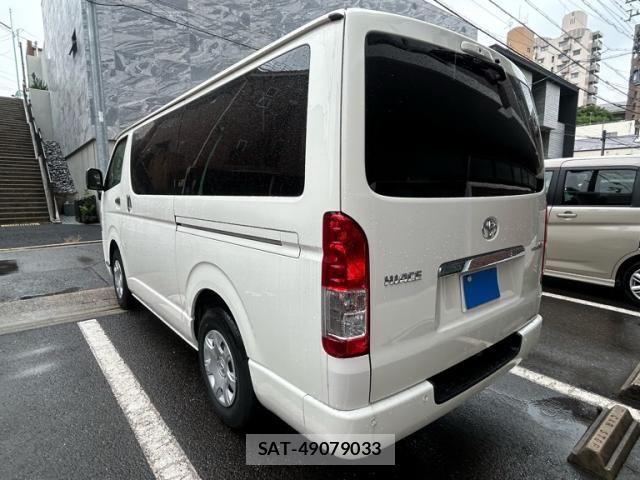 Toyota HIACE VAN 2022-09 7964159-4