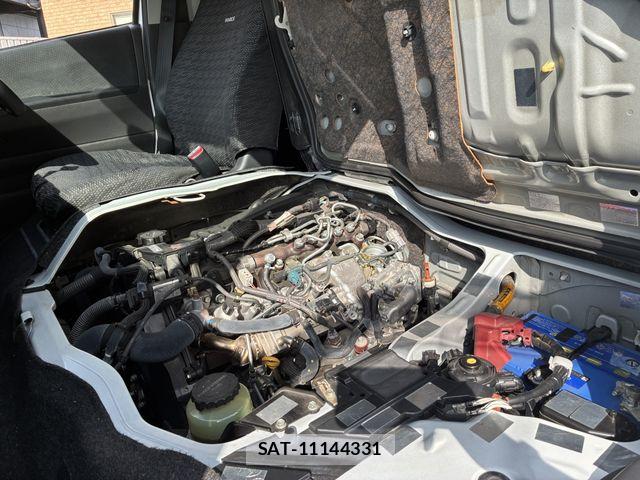 Toyota HIACE VAN 2014-06 7964162-28