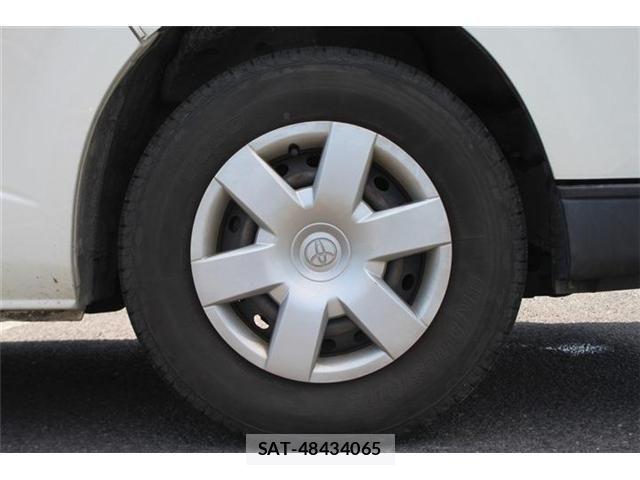 Toyota HIACE VAN 2021-04 7981368-9