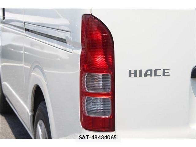 Toyota HIACE VAN 2021-04 7981368-14