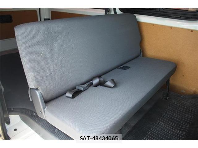Toyota HIACE VAN 2021-04 7981368-19