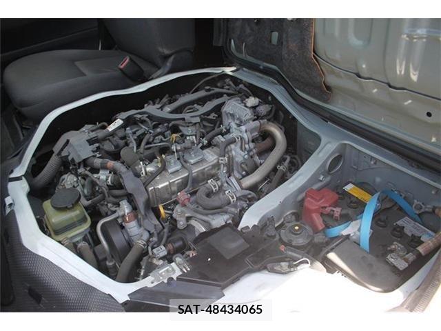 Toyota HIACE VAN 2021-04 7981368-29