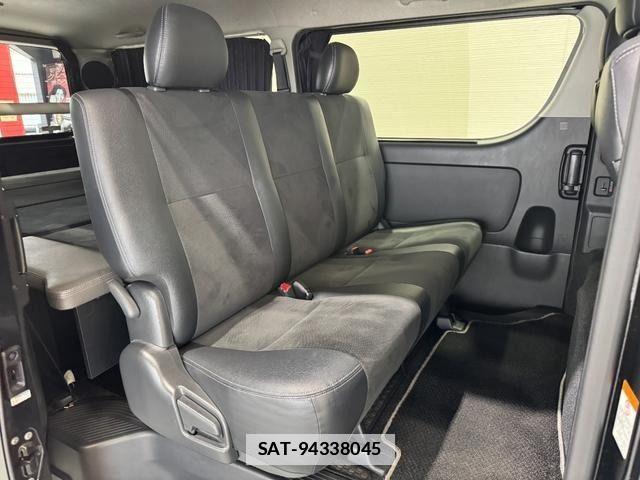 Toyota HIACE VAN 2017-07 7981370-9