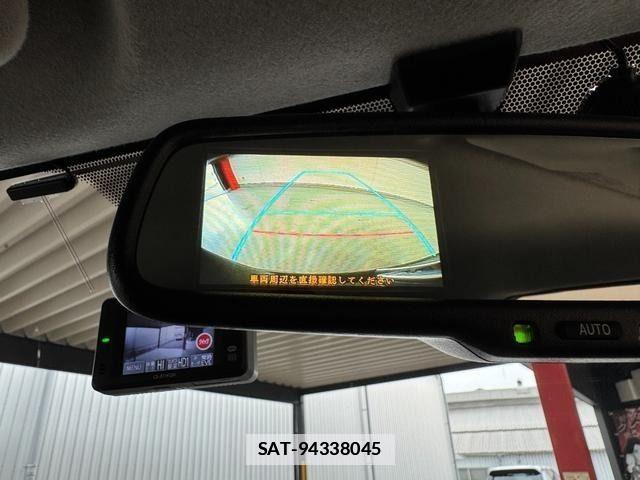 Toyota HIACE VAN 2017-07 7981370-25