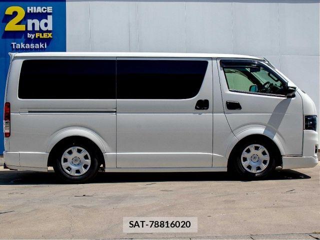 Toyota HIACE VAN 2012-01 7981366-17