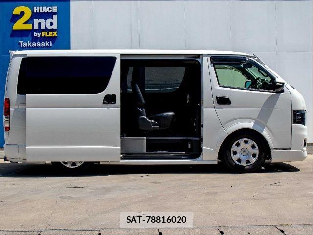 Toyota HIACE VAN 2012-01 7981366-18