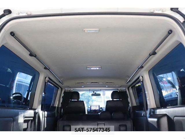 Toyota HIACE VAN 2015-01 7981367-8