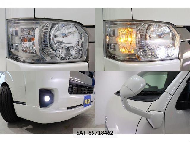 Toyota HIACE VAN 2023-01 7981364-17