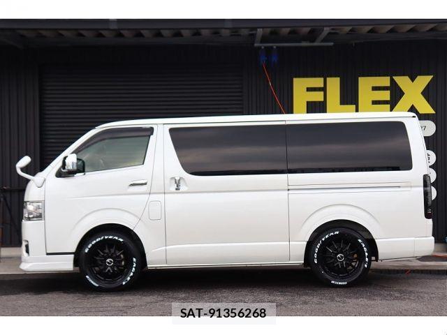 Toyota HIACE VAN 2022-01 7981362-16