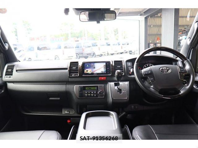 Toyota HIACE VAN 2022-01 7981362-1