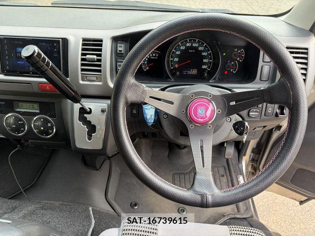 Toyota HIACE VAN 2011-02 7981371-10