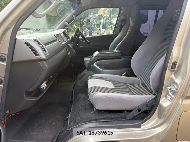 Toyota HIACE VAN 2011-02 7981371-18