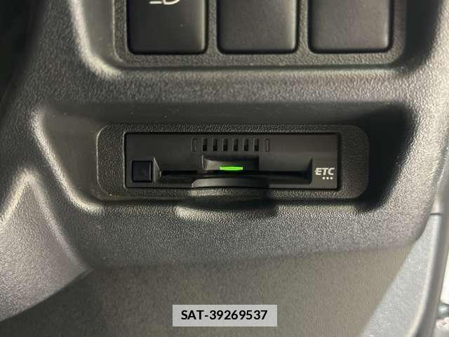 Toyota HIACE VAN 2019-05 7981369-14