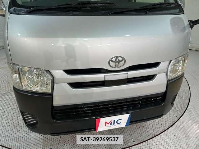 Toyota HIACE VAN 2019-05 7981369-21