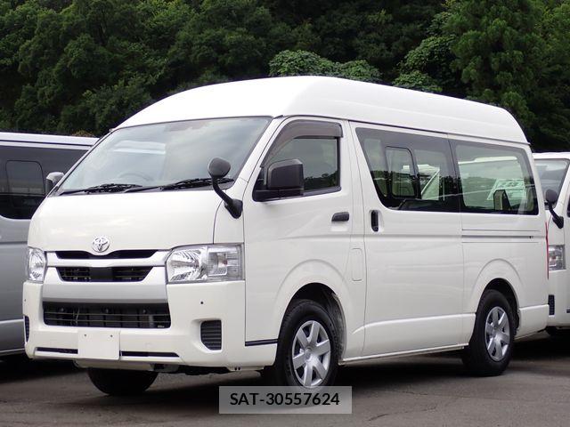 Toyota HIACE VAN 2022-03 8038823-1