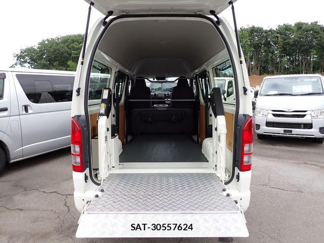 Toyota HIACE VAN 2022-03 8038823-6