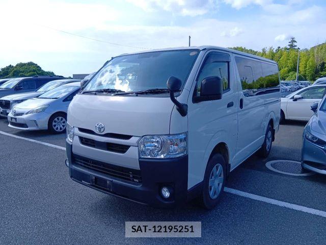 Toyota HIACE VAN 2021-06 8038843-0