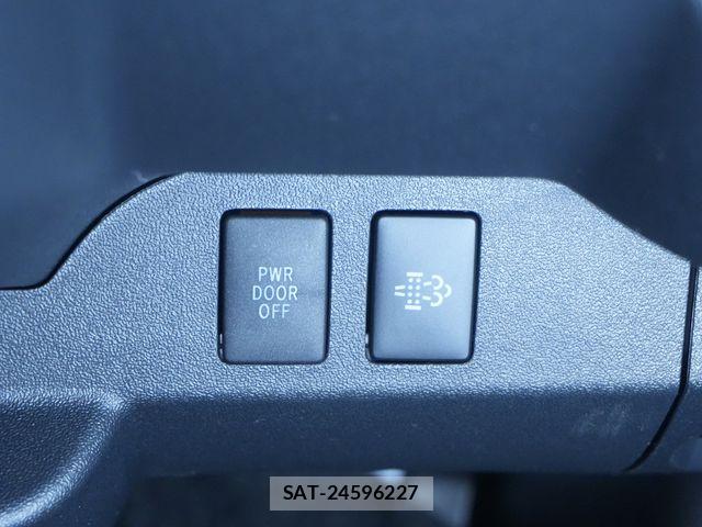 Toyota HIACE VAN 2025-12 8038788-19