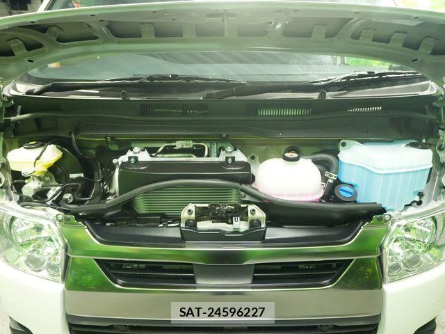 Toyota HIACE VAN 2025-12 8038788-24