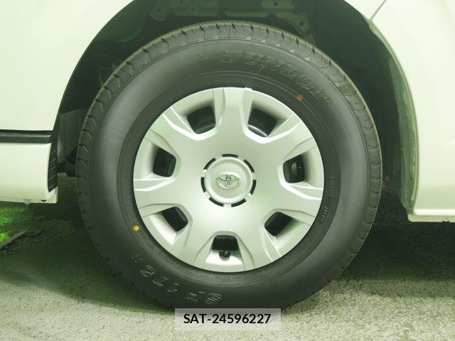 Toyota HIACE VAN 2025-12 8038788-29