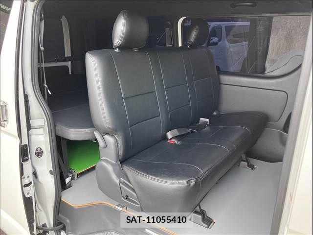 Toyota HIACE VAN 2022-08 8038797-7