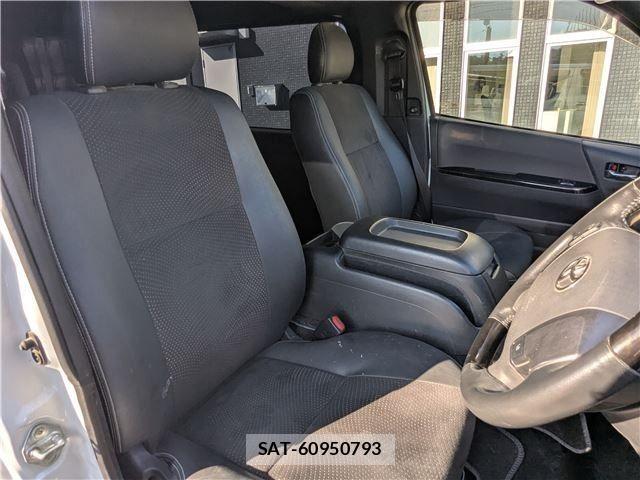 Toyota HIACE VAN 2020-01 8038837-9
