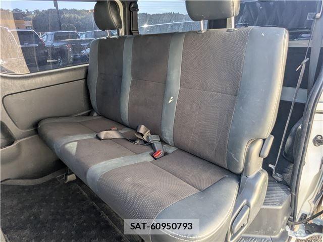 Toyota HIACE VAN 2020-01 8038837-12