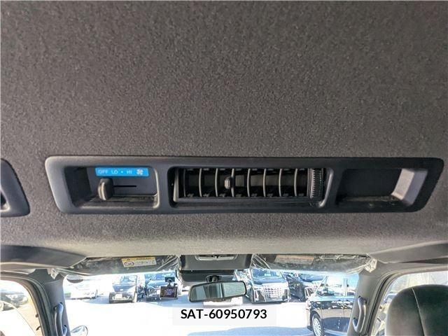 Toyota HIACE VAN 2020-01 8038837-26