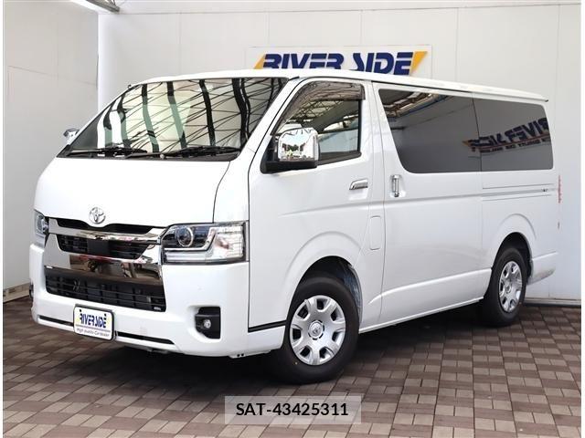 Toyota HIACE VAN 2026-05 8038789-0