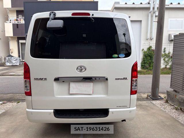Toyota HIACE VAN 2021-03 8038838-12