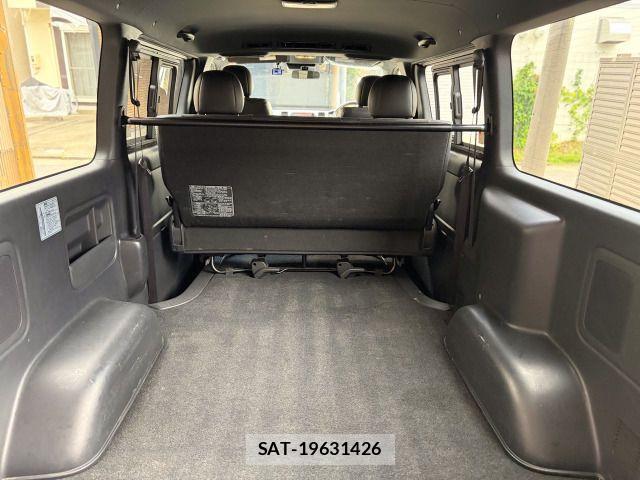 Toyota HIACE VAN 2021-03 8038838-15